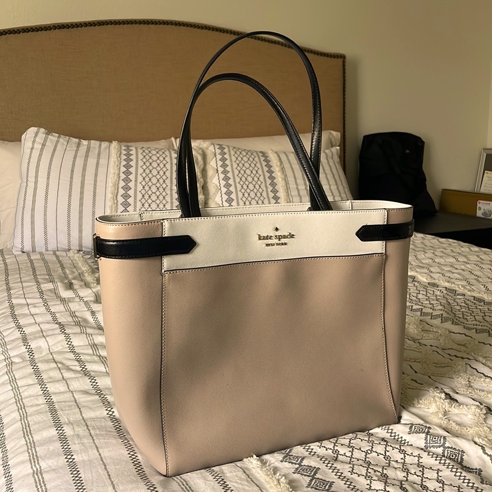 kate spade Beige, White & Black Leather Laptop Tote